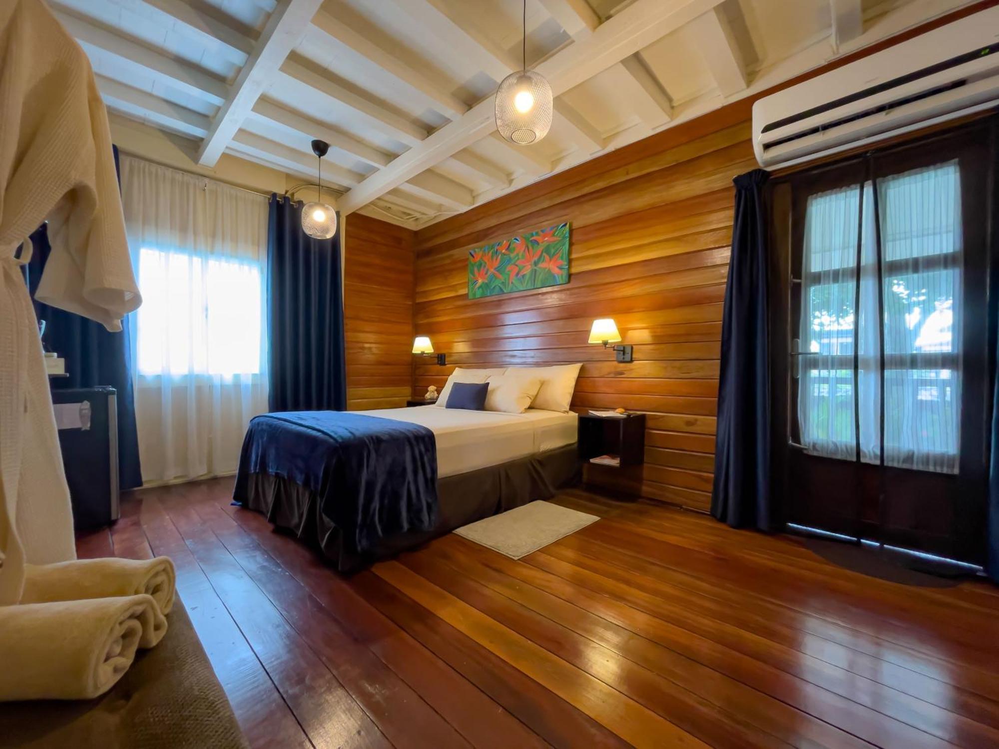 Prins Hendrik Suites Paramaribo Luaran gambar
